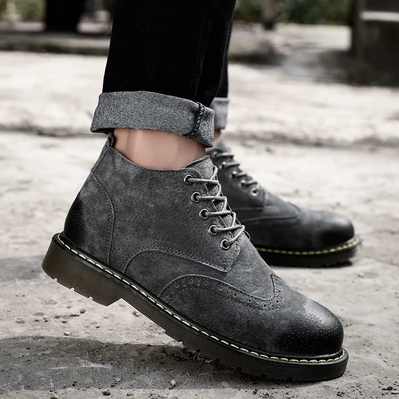 

2019 Fashion Men's Chelsea Boots Cowhide Leisure Shoes Round Leather Work Shoes Big Size 46