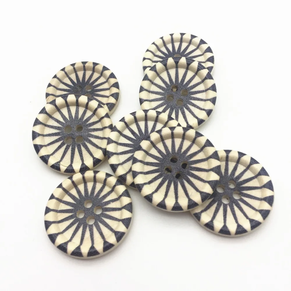 

40pcs 30mm 3CM Large Wooden Buttons Natural 4 Holes Round Painted Black Sewing Button Embellishments DIY Crafts