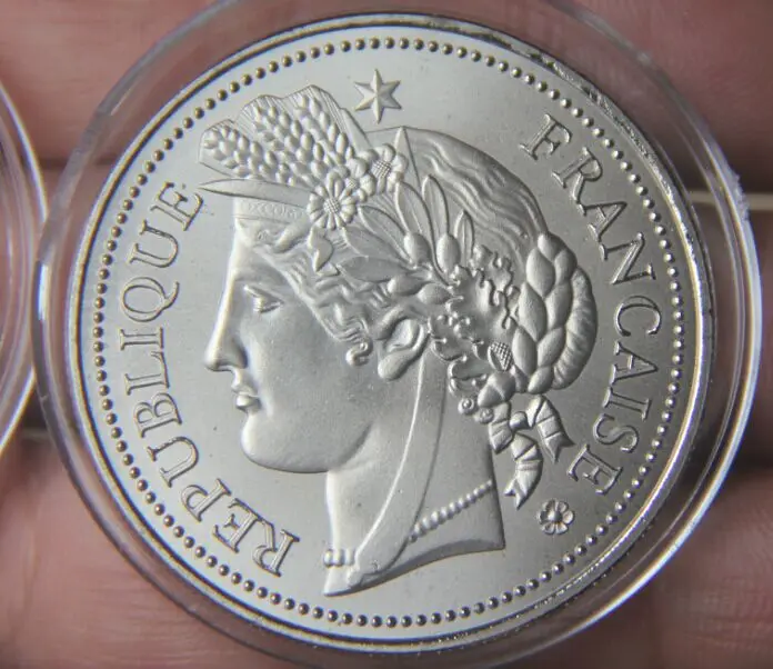 

40mm Demeter Liberty Godness France silver plated Souvenir coin
