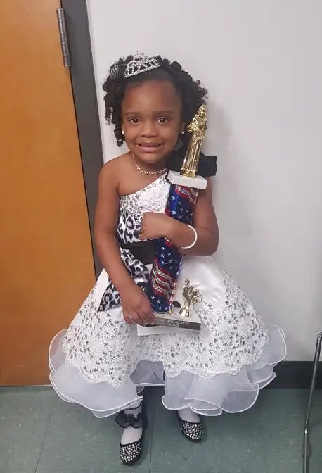 Us 135 99 New Glitz Pageant Dresses For Girls Toddler Leopard Print One Shoulder Black And White Organza Beaded With Handmade Flowers In Flower Girl