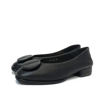 

Spring 2019 Ladies Love Shoes Button British Style Leather Shallow-mouthed Single Shoes