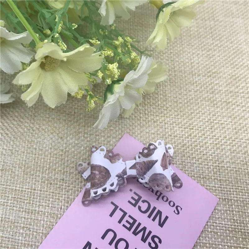 

Lace bow heart border Metal Cutting Dies for DIY Scrapbooking Album Paper Cards Decorative Crafts Embossing Die Cuts
