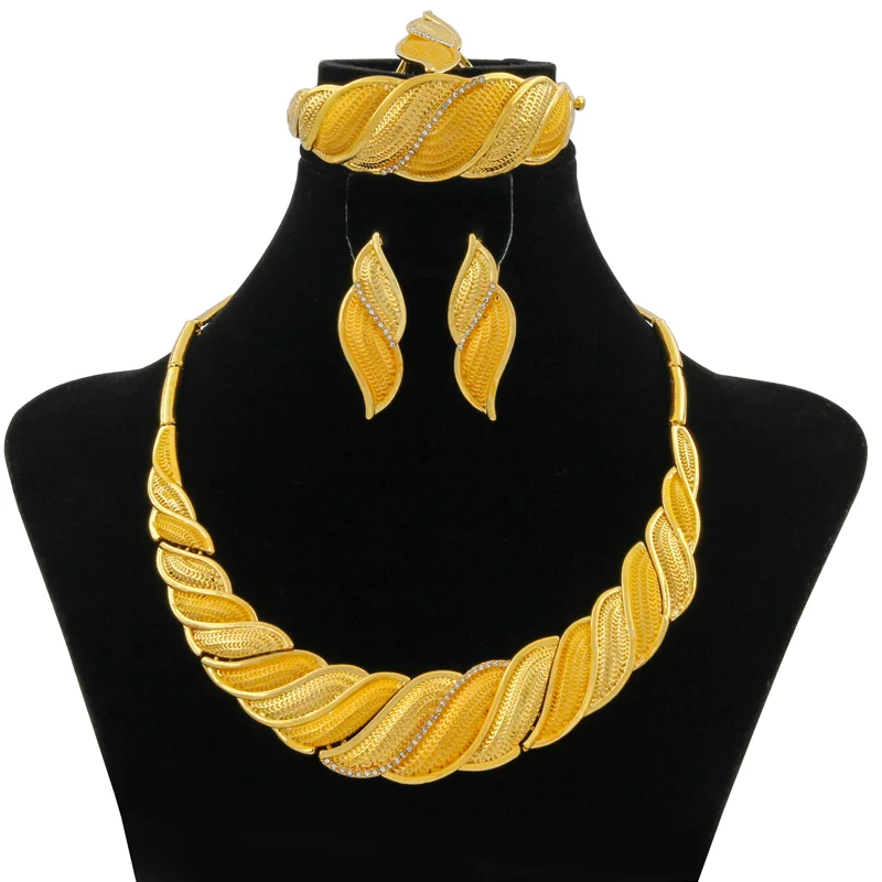 

Liffly New Dubai Gold Jewelry Sets for Women Jewelry Necklace Bracelet Ring Earrings Bridal Fashion Jewelry Accessories
