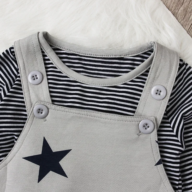 4691304076_2011825736