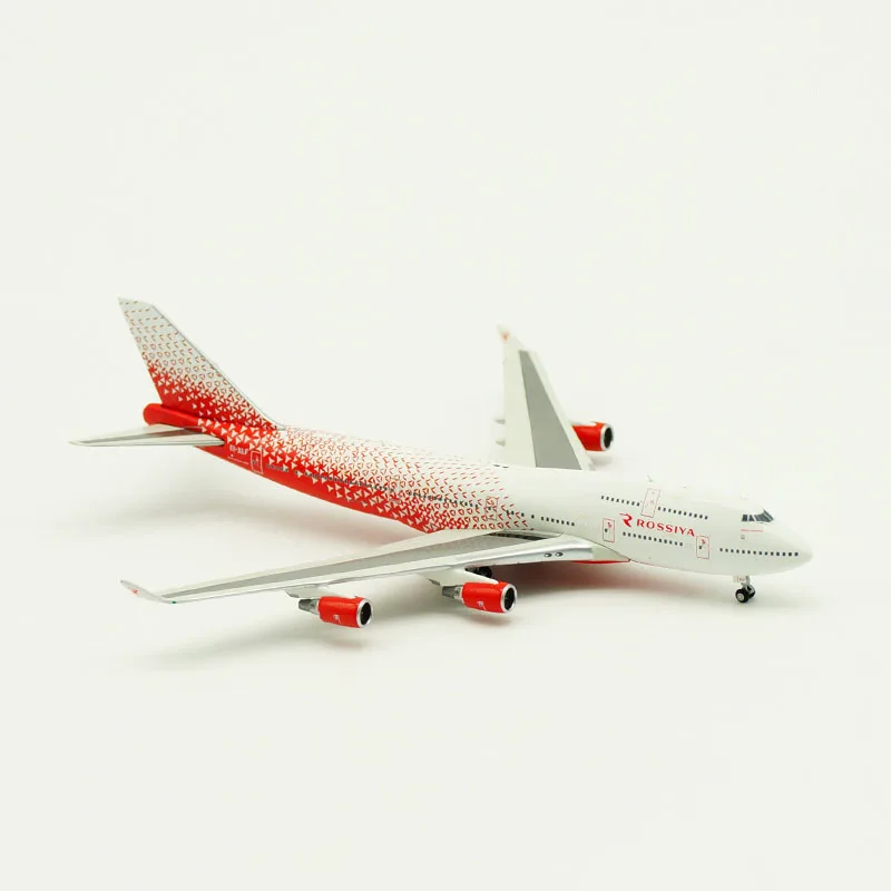 1:400 масштаб Boeing B747-400 самолетов модели самолета Rossiya Россия авиалиний сплав самолет Коллекционная модель коллекции