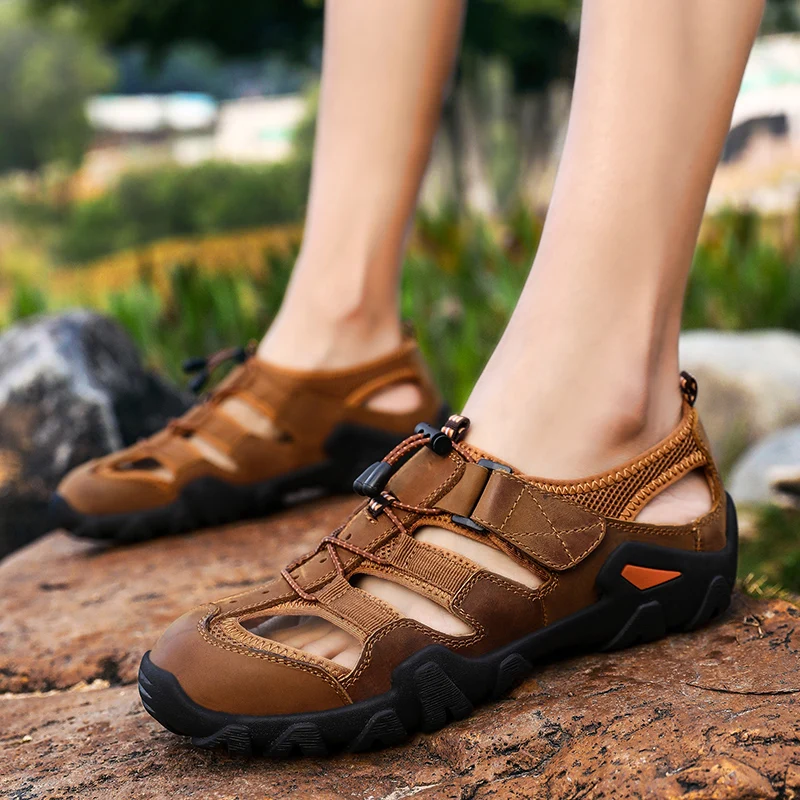 Men Spring Summer Genuine Leathe Sandals New Large Size Men's Sandals Fashion Casual Beach Male Shoes Big Size 38-48 Men Spring Summer Genuine Leathe Sandals New Large Size Men's Sandals Fashion Casual Beach Male Shoes Big Size 38-48