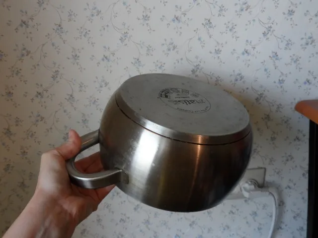 UT8WV3qXrNXXXagOFbXd