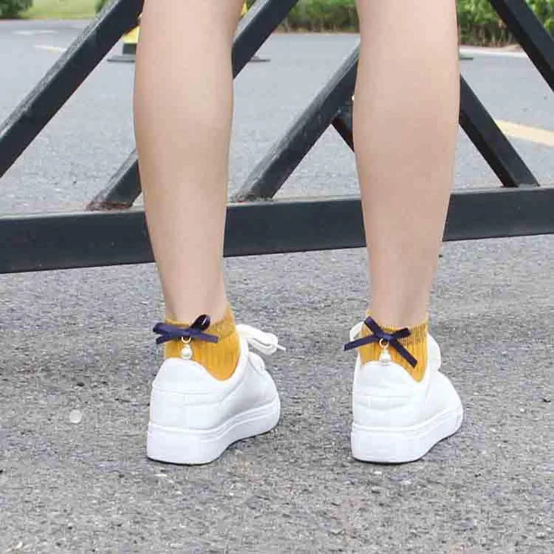 [EIOISAPRA]Pure Color Cotton Fashion Kawaii Pearl Bow Tie Socks Women College Style 6 Colors Funny Socks Calcetines Mujer