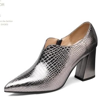 

2019 New European and American Autumn Style Women's Fashion Single Shoes Ms short boots womens boots women shoes Noble fashion