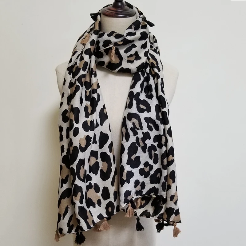 

Wholsale Price Women Hijab Leopard Printed Viscose Scarf
