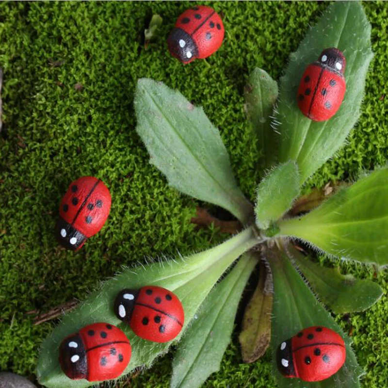 

100pcs Mini Ladybug Ornament Miniature Ornaments for Garden Flower Plant Supplies Colorful Decorations