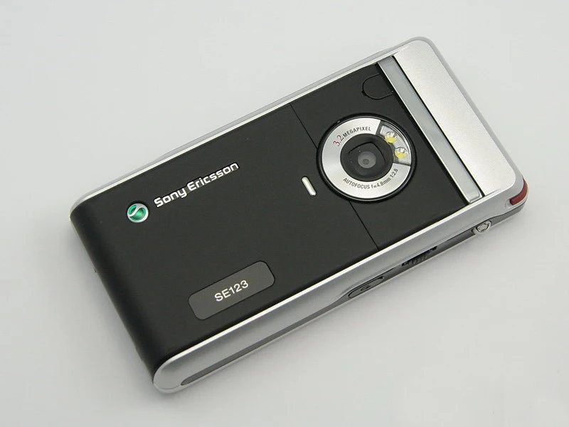 P1 100% Original Unlocked Sony Ericsson P1 P1i
