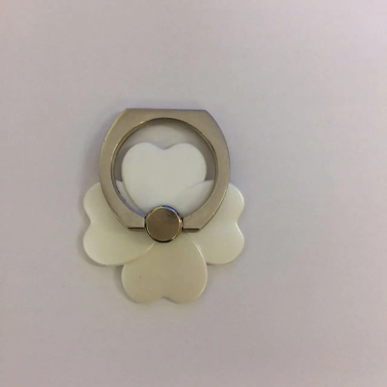 for Iphone 7 7plus 5 5s 6 6s Samsung Xiaomi Fashion Clover Ring Cell Phone Holder 8 Colors Stent for All Smart Mobile Phone