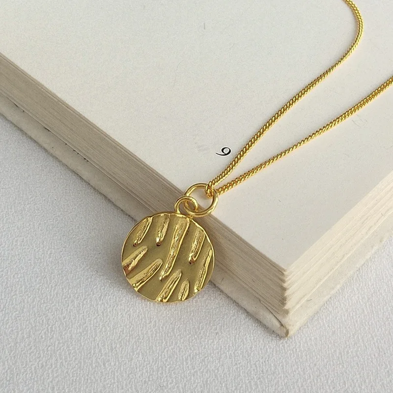 

Gold Round Pendant NecklaceConcave Convex Choker Necklace 925 Sterling Silver Fashion Gold Chain Female Personality Jewelry