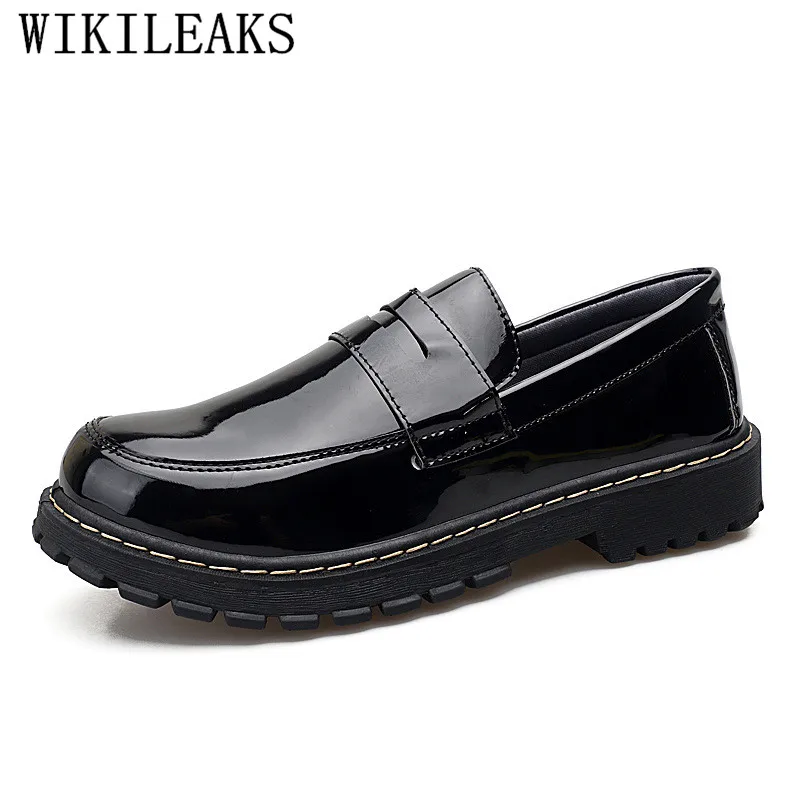 

High Quality Formal Men Dress Shoes 2019 Patent Leather Wedding Shoes for Men Slip On Loafers Elegant Black Red Leather Shoes