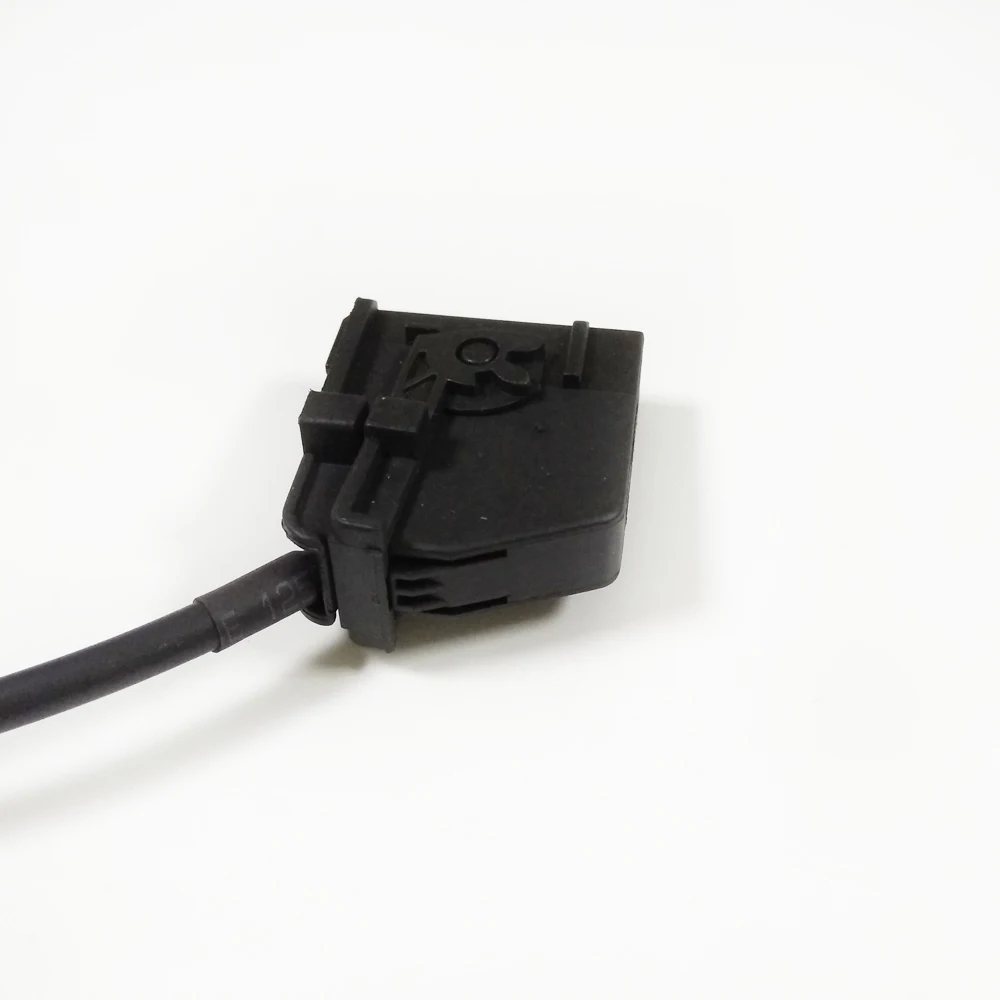 Benz RCA Cable (9)