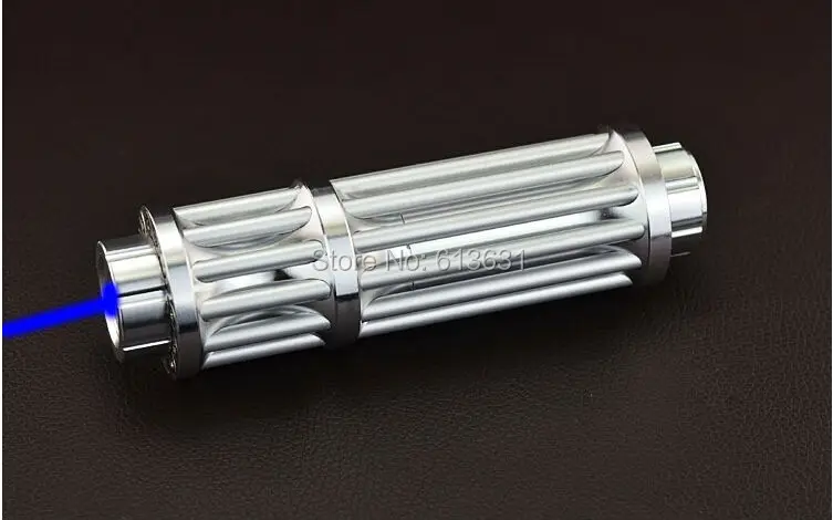 

High power 30000mW 450nm Blue laser pointer strong laser shot bird light cigarrete blow solder