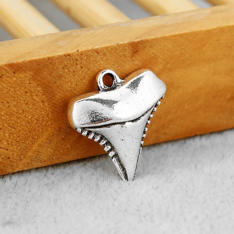 20PCS Antique Metal Shark Tooth Teeth Charms Pendants for Necklace