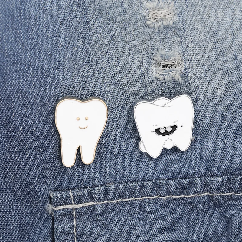 

Cute Cartoon White Teeth Fashion Fun Enamel Brooches Pin For Women Metal Badge jewelry Gift