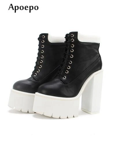 

New Euroepean Style Platform Thick Heels Boots 2018 Lace-up Motorcycle Leather Boots Round Toe Ankle Boots Wooman Riding Boot