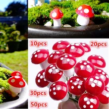 Chaud! Nouveau 10 pièces-50 pièces 2cm artificiel Mini champignon Miniatures fée jardin mousse Terrarium résine artisanat enjeux artisanat décor de jardin(China)