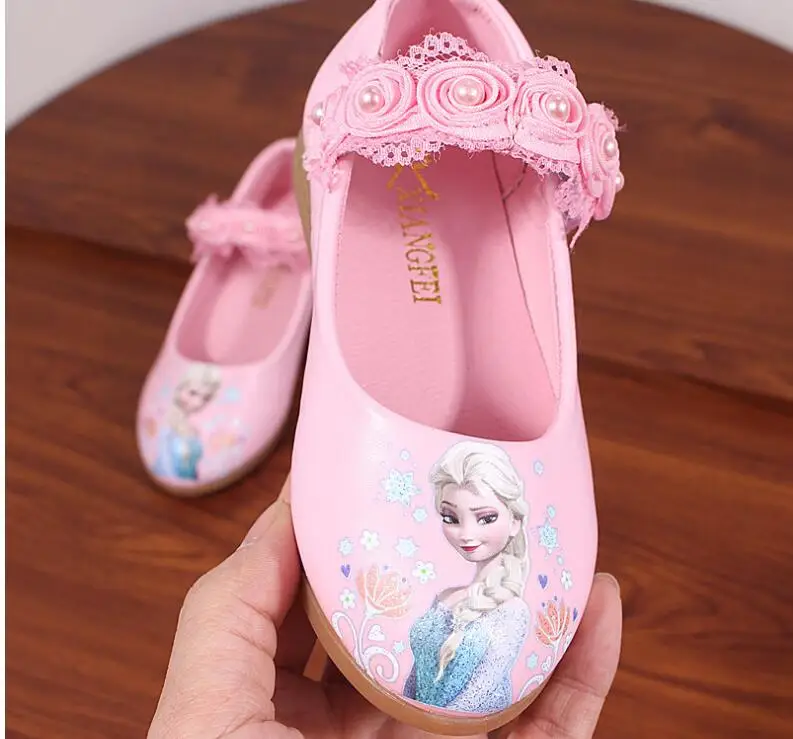 Детская обувь для девочек; модные весенние милые сандалии с дизайном «Эльза»; Chaussure Enfants; кружевные вечерние туфли Эльзы на плоской подошве