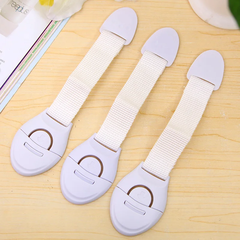 

1 pcs Creative Baby Safety Lock Plastic Drawer Door Cabinet Cupboard Safety Locks protection from children for newborns