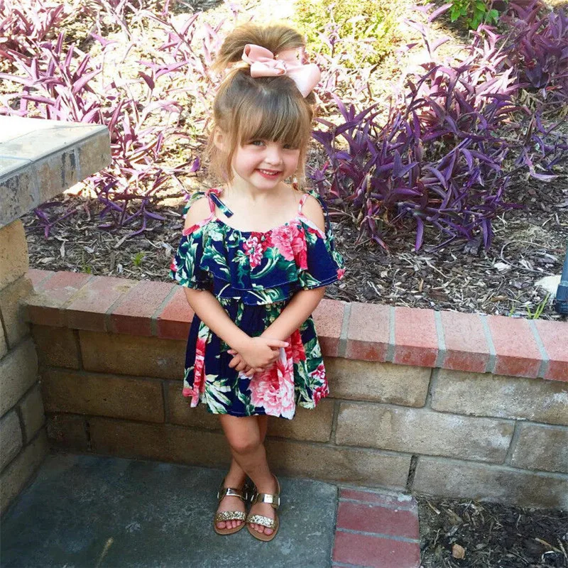 Прекрасный для маленьких девочек летняя одежда с открытыми плечами шею цветочный принт короткий рукав хлопок Повседневные Вечерние платья один штук