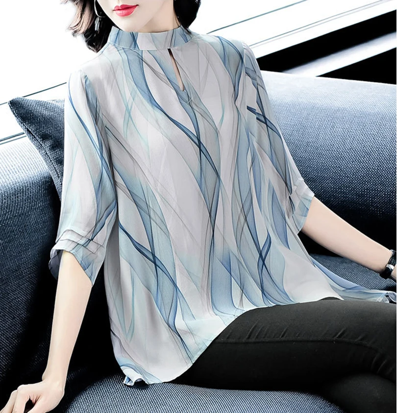 

Spring and summer new style Wavy print irregular length top Fashionable and temperament ladies silk shirt