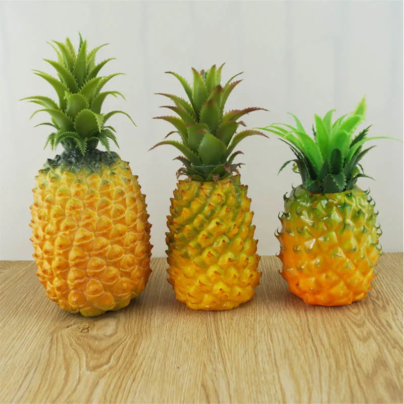 1 Pcs Lifelike Artificial Plastic Pineapple Decor Fruit Home Store