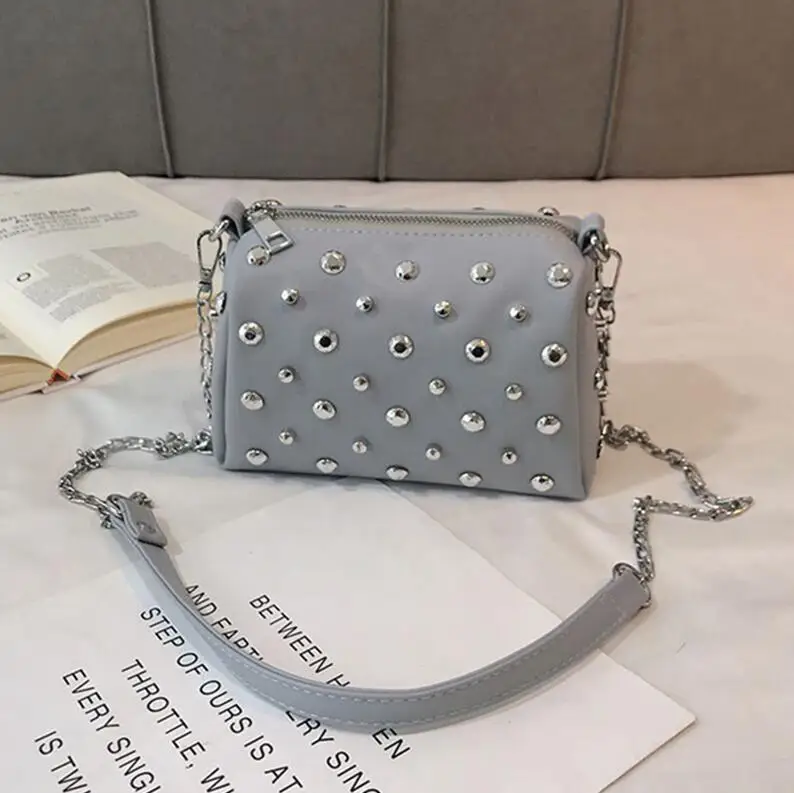 Yogodlns Bags For Women New Fashion Rivet PU Leather Women Bag Diamonds Shoulder Messenger Bag Chains Small Flap Crossbody Bag - Цвет: Gray