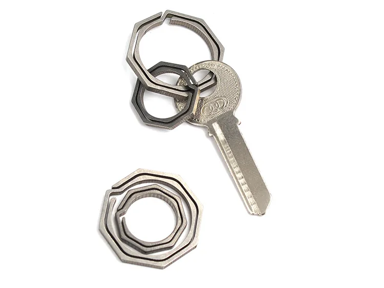 Сплетниковое кольцо для ключей на открытом воздухе TC4 из титанового сплава CNC