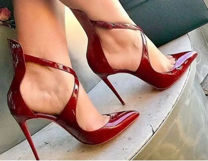 

Hot Selling Sexy Pointed Toe Patent Leather High Heels 2019 Woman Cross-ties Cutouts Sandal Thin Heels Dress Shoe