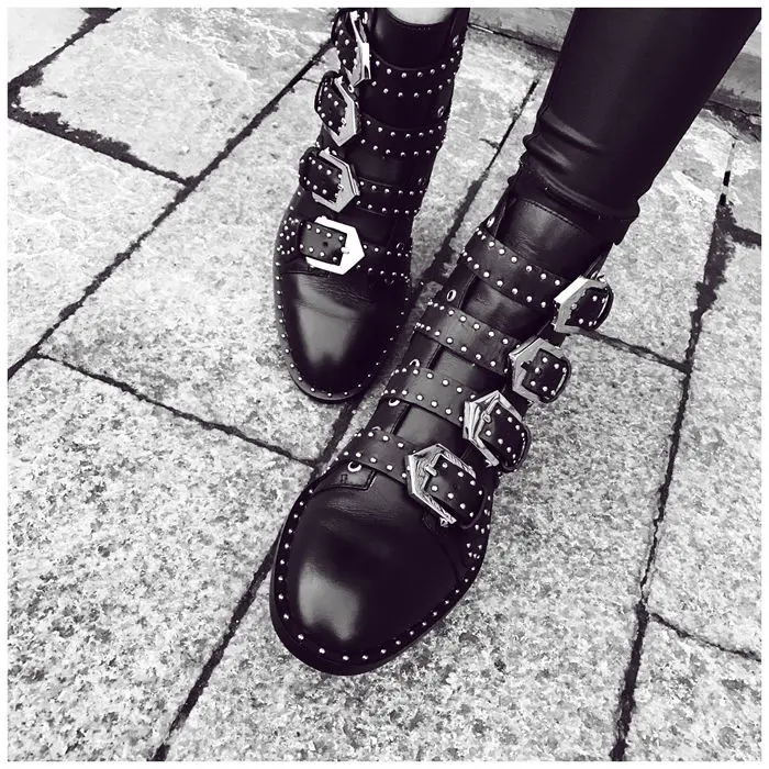 2017 Hot Selling Newest Brand Black  Multi-Buckle Boots Punk Style Flat Women Ankle Boots Black Leather Fashion Winter Boots