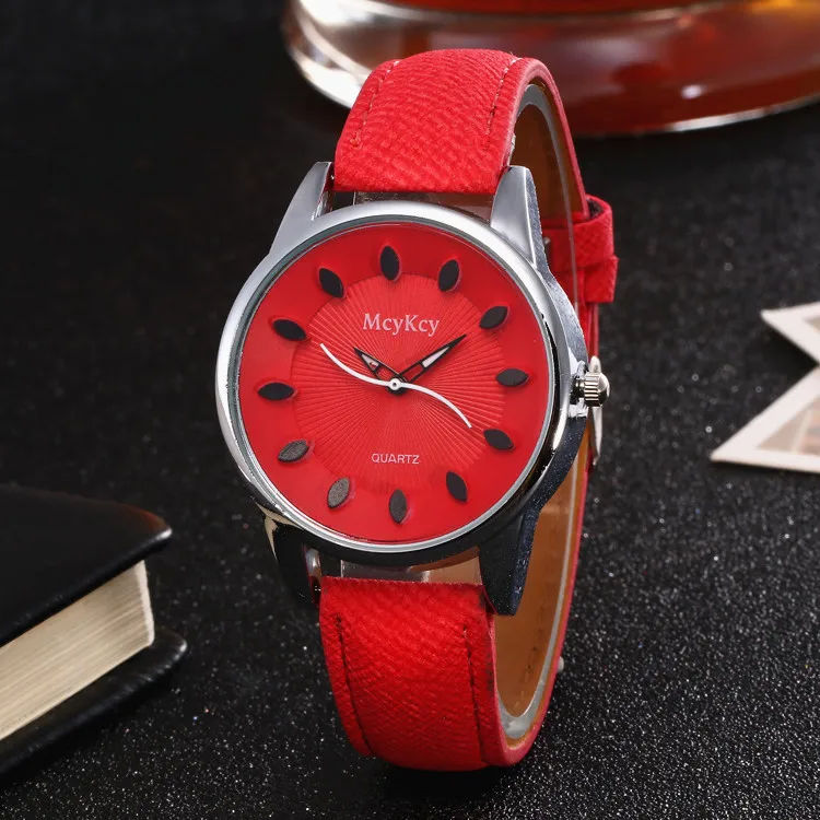 

Luxury Leather Strap Women Dress Watch Quartz Watch