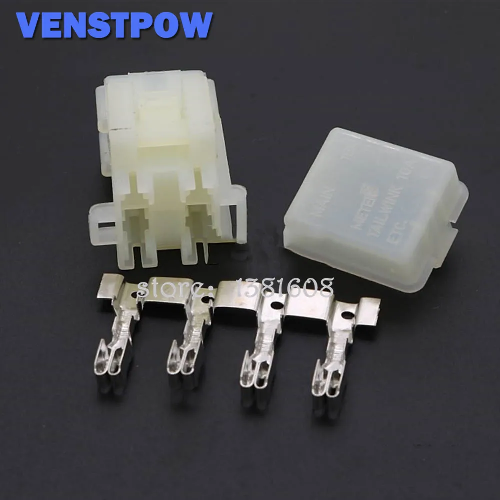 2 Way BX2023 Car Fuse Box with 4pcs Terminal for standard fuse Hernia