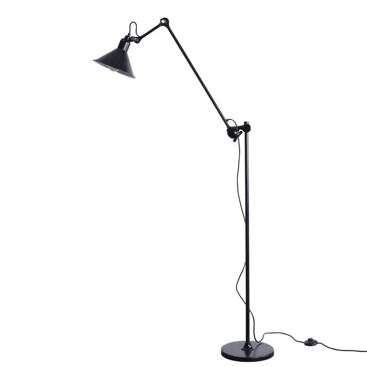 Industry Chic Metal Floor Lamp with Long Arm in Black / Adjustable Height and Extension / Dimmable Bulb with Remote Controller Industry Chic Metal Floor Lamp with Long Arm in Black / Adjustable Height and Extension / Dimmable Bulb with Remote Controller