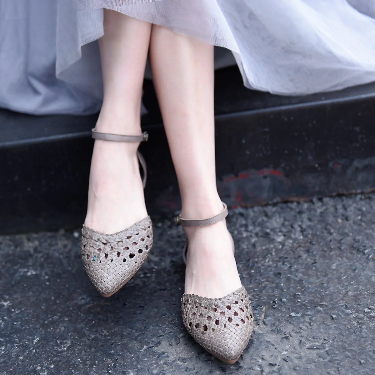 

Artmu Original Weave Hollow Pointed Toe Women Sandals Flat Bottom Genuine Leather Handmade Buckle Strap Ladies Shoes 1818-43