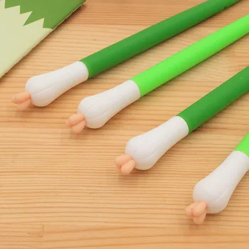 

24 PCs Creative Cartoon Simulation Garlic Green Neutral 0.5 Mm Black Student Neutral Pen Wholesale Stationery