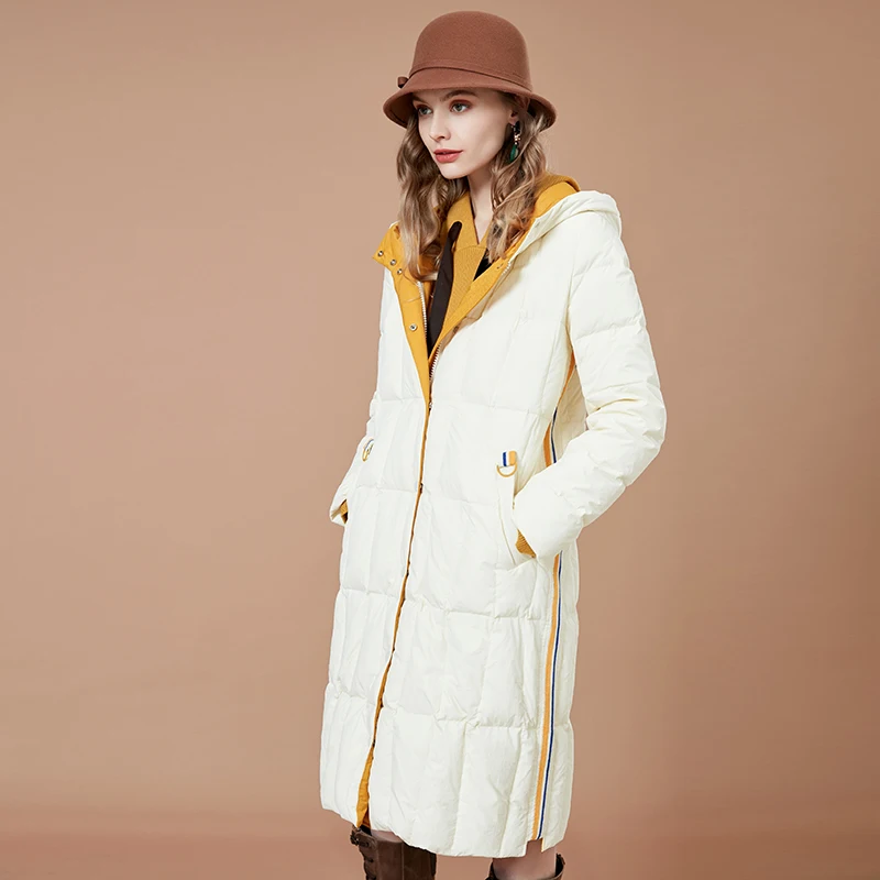 ARTKA Women 2018 Winter 90% White Duck Down Coat Contrast Color Hoodies Female Fashion Thicken Jacket Coats YK10089D