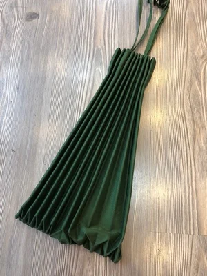 deep green