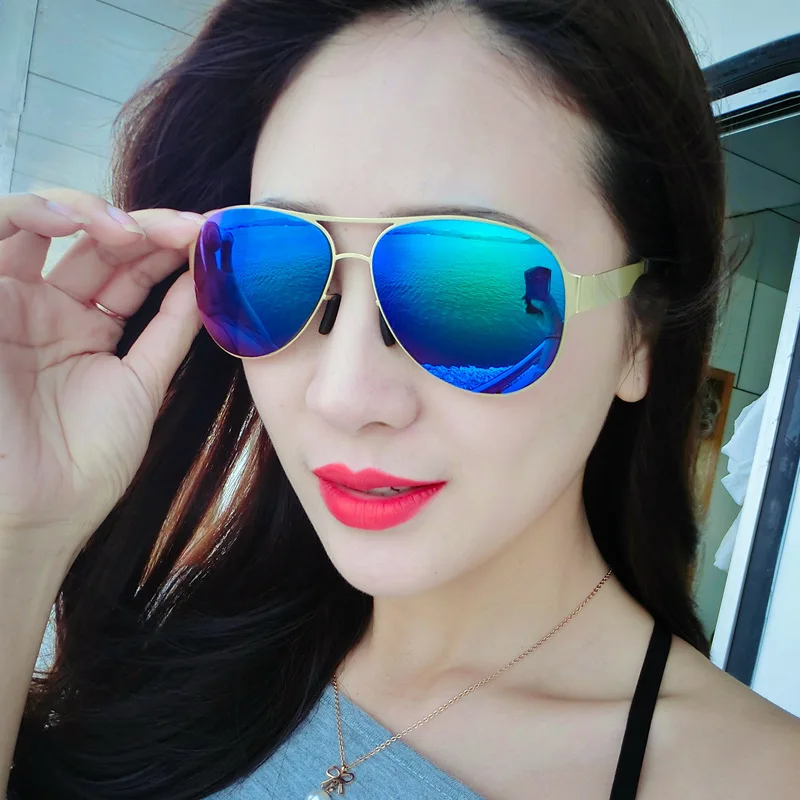 Men and women couple models gold metal sunglasses frog round blue