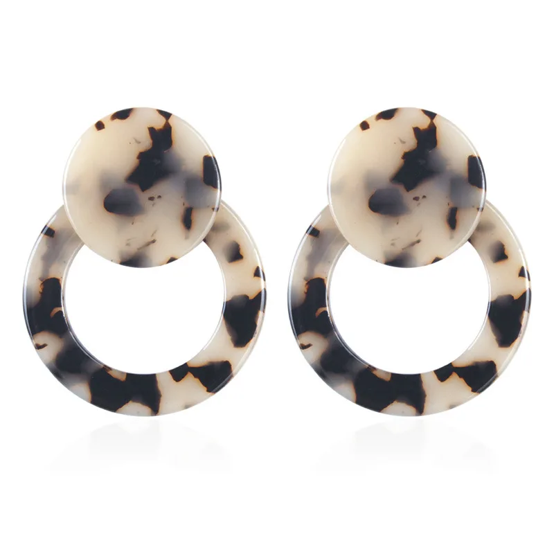 

Rainbery 2019 Female Fashion Simple Shaped Resin Leopard Earring Acetate Earrings Exaggerated Brown Acrylic Earrings Jewelry