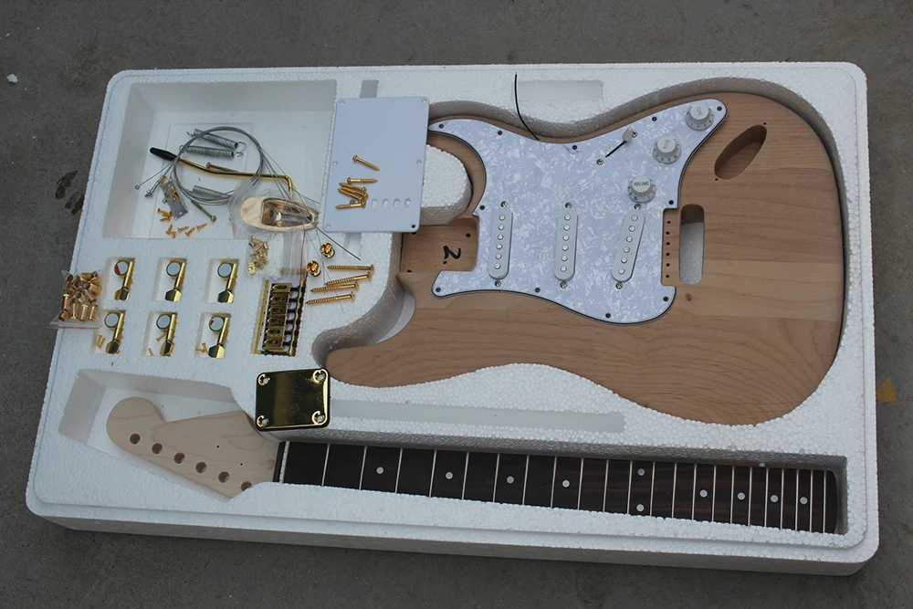 

Special Price Electric Guitar Kit(Parts) with Alder Body,Maple Neck,Rosewood Fretboard,With Gold Hardwares,Offer Customized