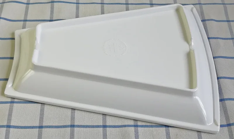 4072 (3)