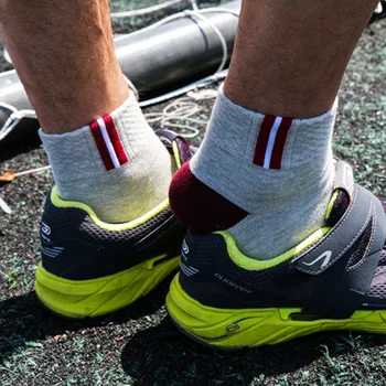 

Hot 2017 Spring Men's Classic Socks Autumn Man Brand All-Match Cotton Socks Male Business Casual elasticity Breathable sock