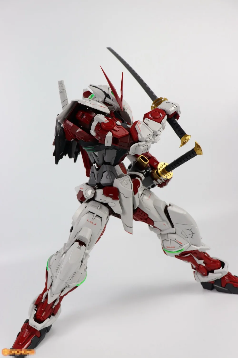 Nillson рабочая модель 1: 60 PG MBF-02 с пути красная рамка Gundam 1,0/2,0 летный аппарат модель DN001