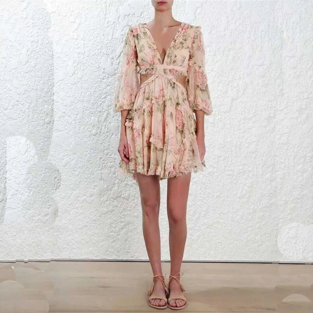 Летнее пляжное мини платье с рукавами фонариками открытой спиной и глубоким v