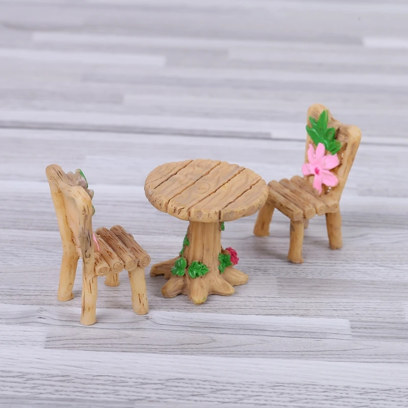 

Miniature Resin Table And Chairs Micro Garden Plant Pots Bonsai Craft Decoration