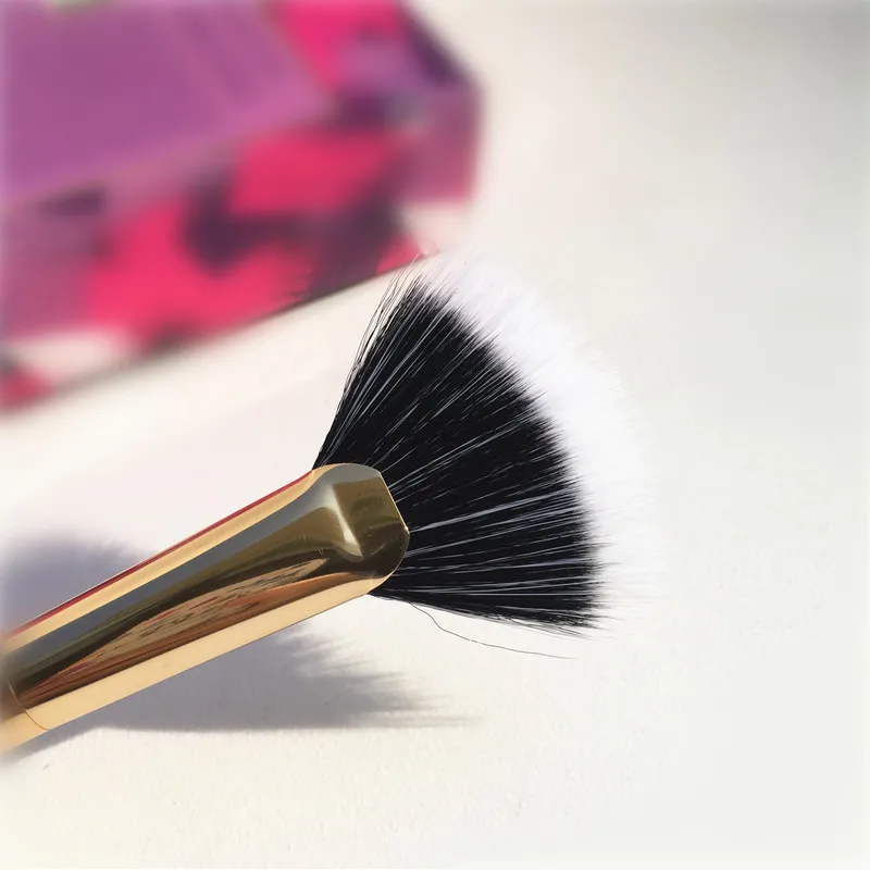 TARTE X NICOL CONCILIO BRUSH SET _ 5